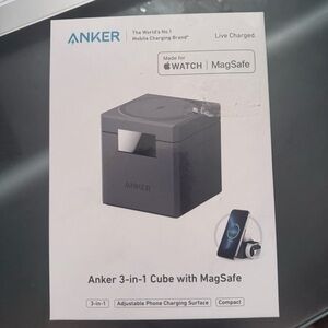 Anker Black Charging Cube with MagSafe